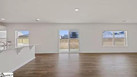 3291 Cypress Hollow Dr, Moore, SC 29369 photo 6