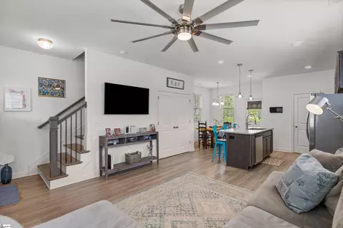Entry Way - 508 W D Ave, Easley, SC 29640 photo 3 of 8