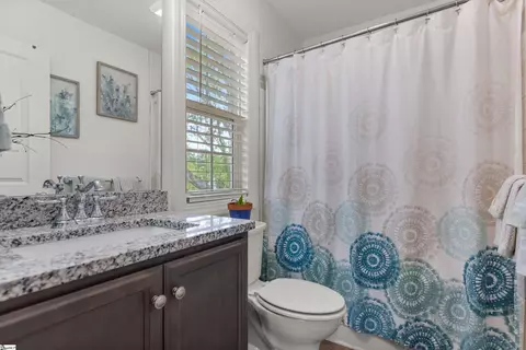 Bath - 508 W D Ave, Easley, SC 29640 photo 2 of 2