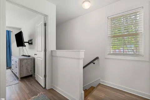 Entry Way - 508 W D Ave, Easley, SC 29640 photo 6 of 8