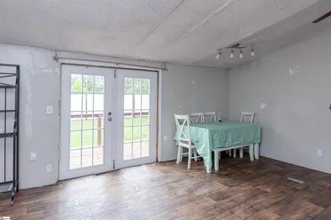 95 Madden Rd, Clinton, SC 29325 photo 7