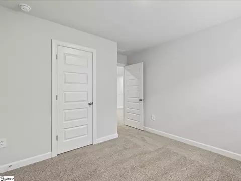 Bedroom - 702 Whitebark Dr, Pendleton, SC 29670 photo 8 of 10