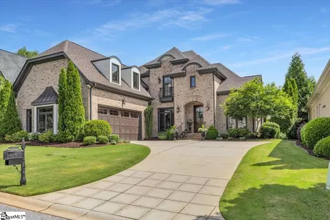 6 Angel Oak Ct, Greenville, SC 29615