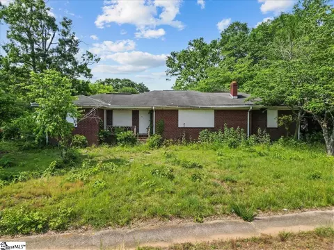1301 W Parker Rd, Greenville, SC 29617