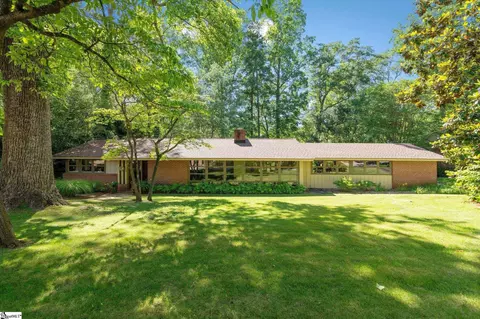 113 Lakecrest Dr, Greenville, SC 29609