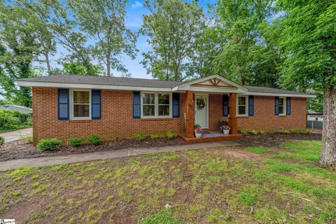 110 Sycamore Dr, Mauldin, SC 29662