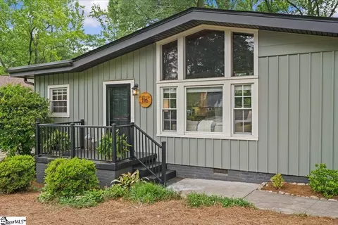 116 Twinbrook Dr, Greenville, SC 29607