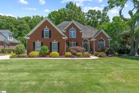 101 Huddersfield Dr, Simpsonville, SC 29681