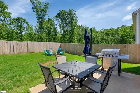 Exterior - 212 Ralston Dr, Greer, SC 29651 photo 7 of 8