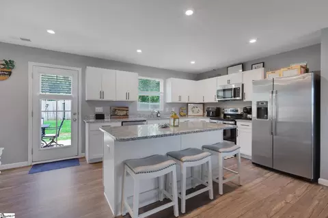 Kitchen - 212 Ralston Dr, Greer, SC 29651 photo 1 of 5