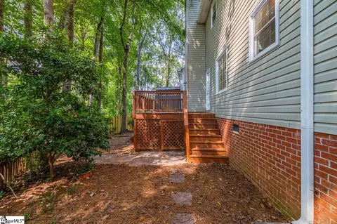 215 E Shefford St, Greer, SC 29650 photo 35