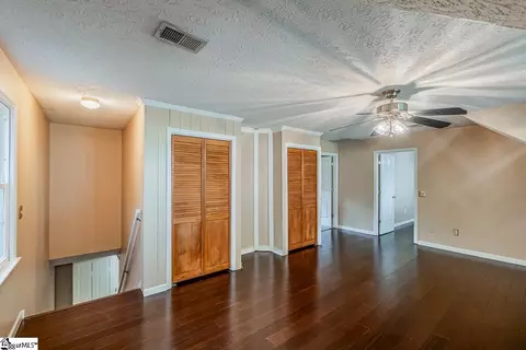 215 E Shefford St, Greer, SC 29650 photo 30