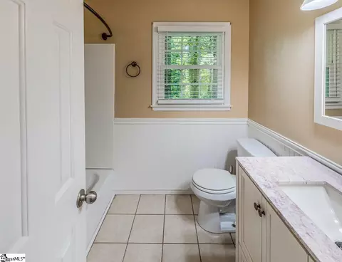 215 E Shefford St, Greer, SC 29650 photo 24