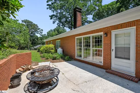 Exterior - 113 Postelle Dr, Anderson, SC 29621 photo 8 of 14