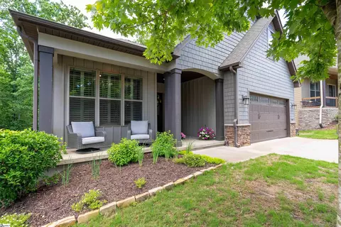 3262 Championship Dr, Seneca, SC 29678