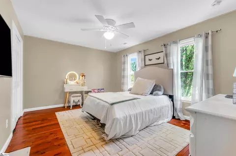 Bedroom - 9 River Way Dr, Greer, SC 29651 photo 5 of 8