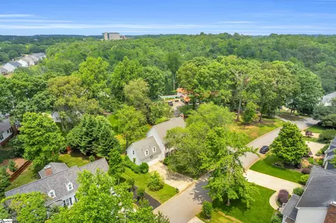 View/Area - 9 River Way Dr, Greer, SC 29651 photo 3 of 7