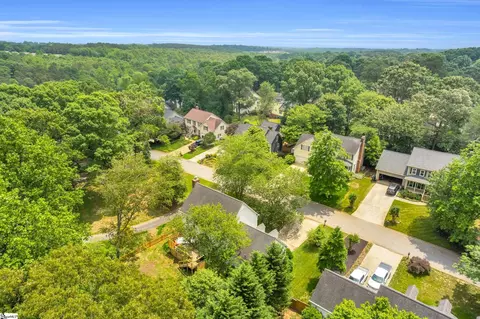 View/Area - 9 River Way Dr, Greer, SC 29651 photo 4 of 7