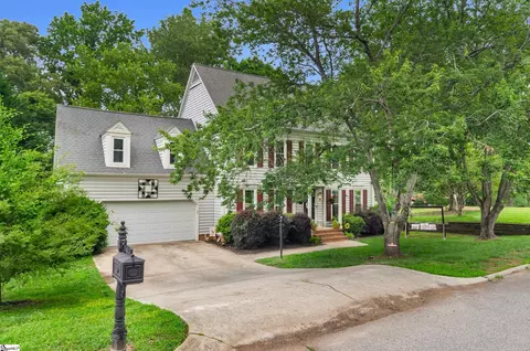 Exterior - 9 River Way Dr, Greer, SC 29651 photo 7 of 8