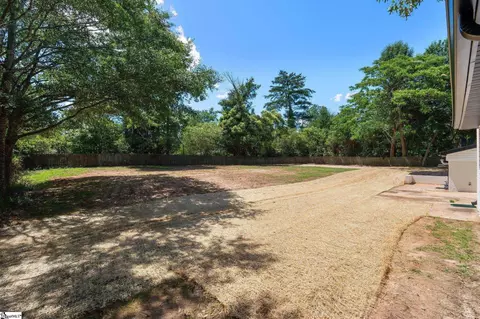 Exterior - 110 Devon Dr, Mauldin, SC 29662 photo 2 of 7