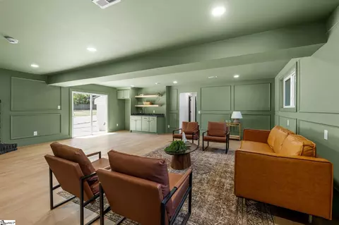 Living - 110 Devon Dr, Mauldin, SC 29662 photo 3 of 4