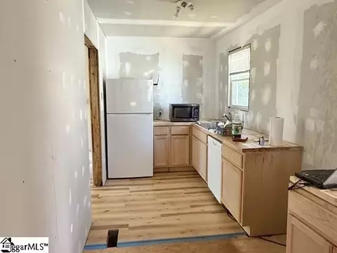 Kitchen - 104 Esther Dr, Easley, SC 29642 photo 1 of 1