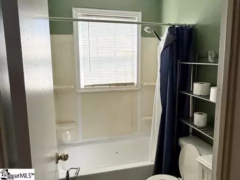 Bath - 104 Esther Dr, Easley, SC 29642 photo 1 of 2