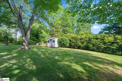 Exterior - 102 Willow Ct, Easley, SC 29642 photo 4 of 11