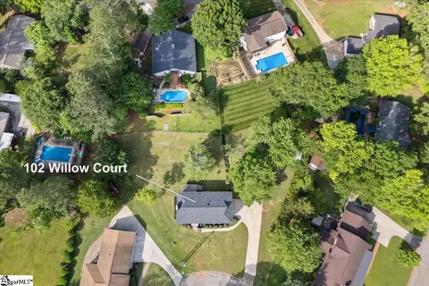 View/Area - 102 Willow Ct, Easley, SC 29642 photo 1 of 8
