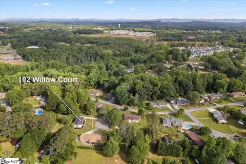View/Area - 102 Willow Ct, Easley, SC 29642 photo 5 of 8