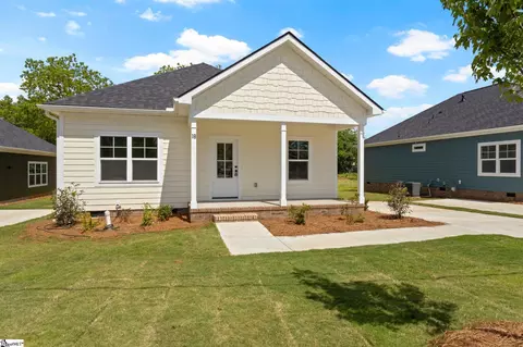 18 N Georgia Ave, Greenville, SC 29611