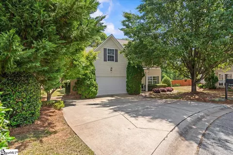 3 Clifford Ct, Simpsonville, SC 29681