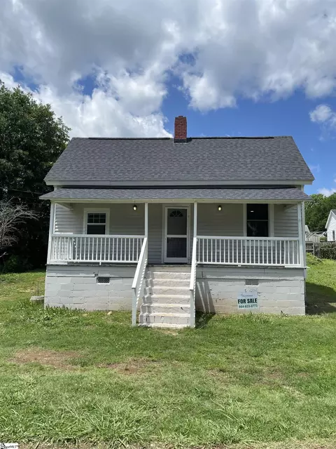 Exterior - 10 Finley St, Pelzer, SC 29669 photo 1 of 3