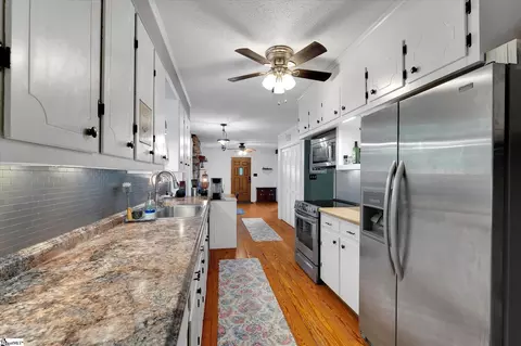 4277 Highway 11, Pickens, SC 29671 photo 16