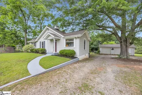 820 Ansel School Rd, Greer, SC 29651 photo 2