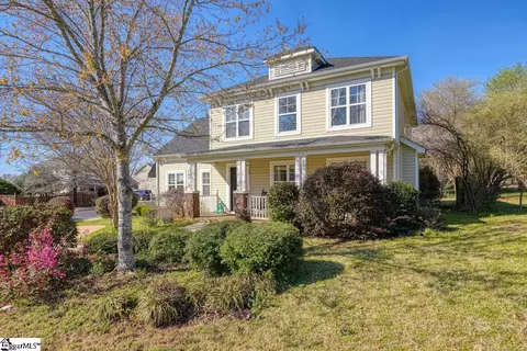 406 Standing Rock Dr, Boiling Springs, SC 29316