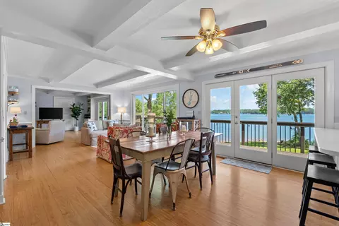 Dining - 18184 Eagle Pt, Seneca, SC 29672 photo 4 of 4