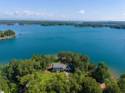 View/Area - 18184 Eagle Pt, Seneca, SC 29672 photo 2 of 7