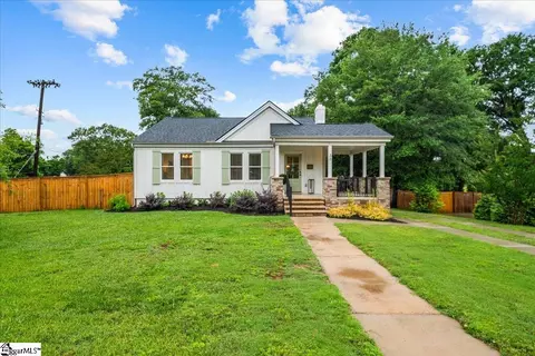 36 Old Augusta Rd, Greenville, SC 29605
