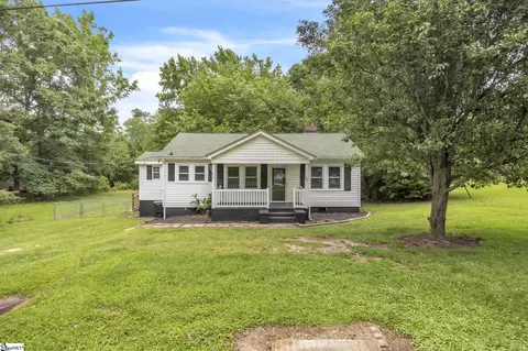 104 Herd Ave, Belton, SC 29627