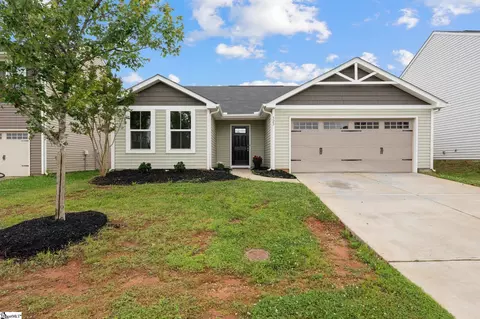 323 Skipton St, Greenville, SC 29605