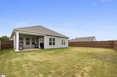 Exterior - 305 Kellen Ct, Duncan, SC 29334 photo 2 of 3