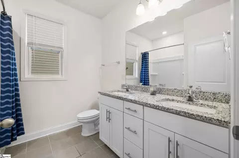 Bath - 305 Kellen Ct, Duncan, SC 29334 photo 1 of 2