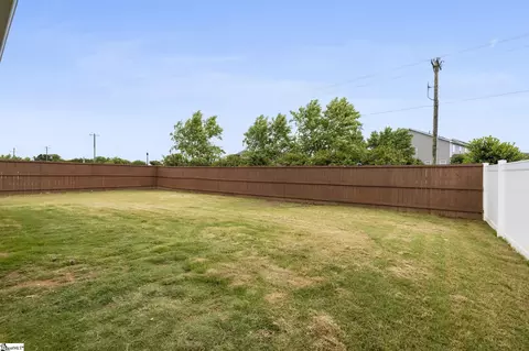 Exterior - 305 Kellen Ct, Duncan, SC 29334 photo 3 of 3