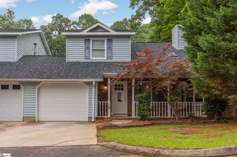 102 Rock Knoll Dr # 1A, Greenwood, SC 29649