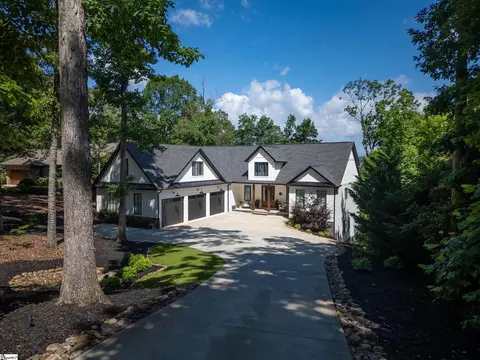 417 Woodridge Dr, Seneca, SC 29672