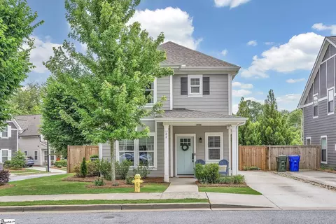 22 Greenridge Dr, Greenville, SC 29607