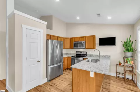 7 Slate Ln, Greer, SC 29650 photo 9