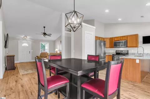 7 Slate Ln, Greer, SC 29650 photo 8