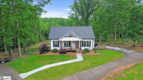 928 Hillside Church Rd, Fountain Inn, SC 29644